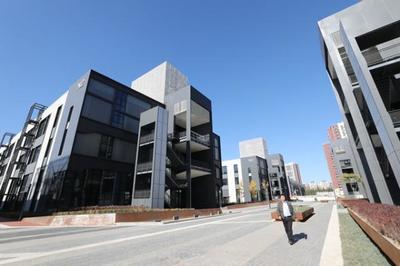 海淀區(qū)舊天壇家具廠華麗轉(zhuǎn)身，智能辦公新地標(biāo)“金隅·智造工廠”崛起